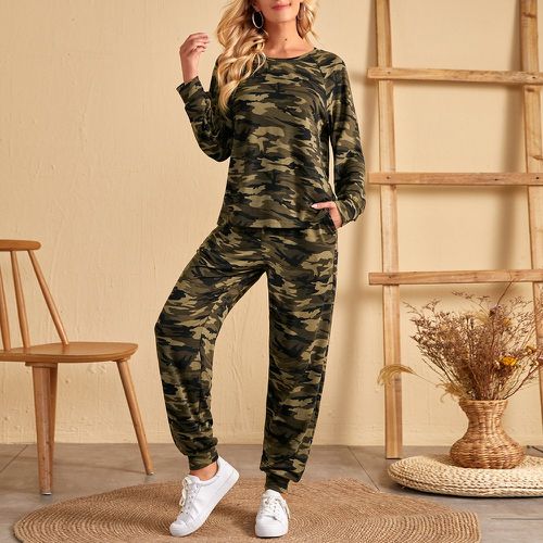 Ensemble pantalon de jogging et top à imprimé camouflage à manches raglan - SHEIN - Modalova