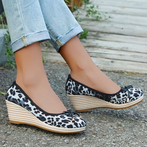 Chaussures compensées avec motif léopard à nœud papillon - SHEIN - Modalova