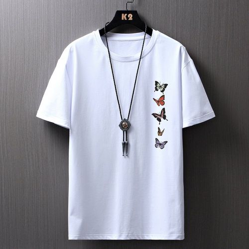 Homme T-shirt à imprimé papillon - SHEIN - Modalova