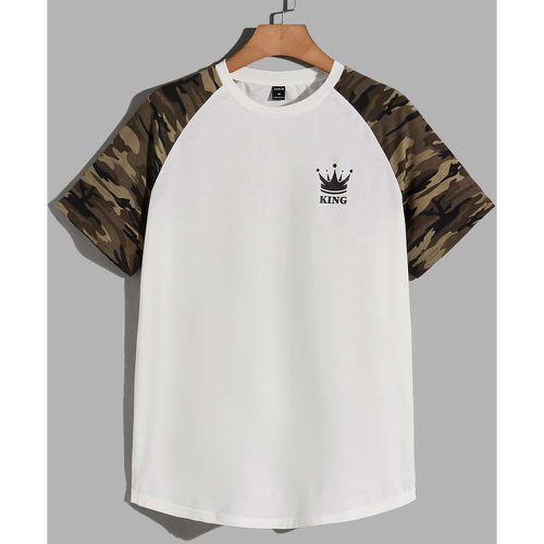 T-shirt à motif de camouflage et couronne et lettre à manches raglan - SHEIN - Modalova