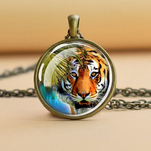Collier à imprimé tigre à pendentif rond - SHEIN - Modalova