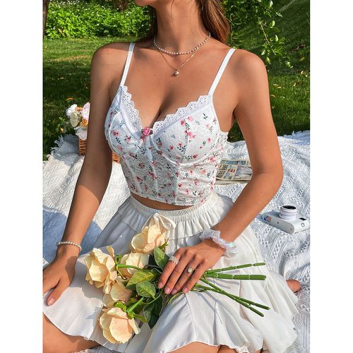 Top à fines brides à imprimé floral ourlet en dentelle - SHEIN - Modalova