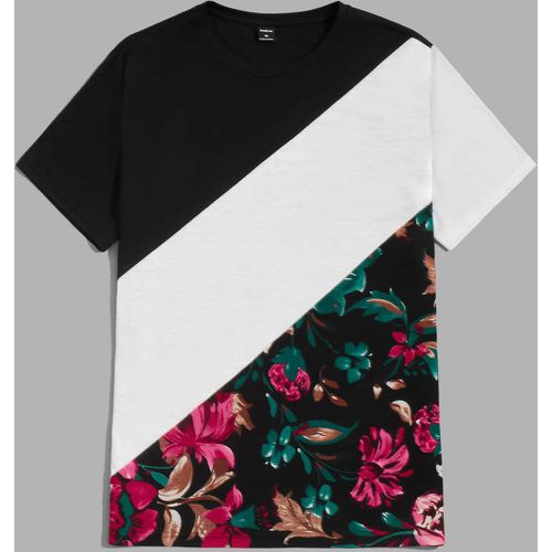 T-shirt à imprimé floral à blocs de couleurs - SHEIN - Modalova