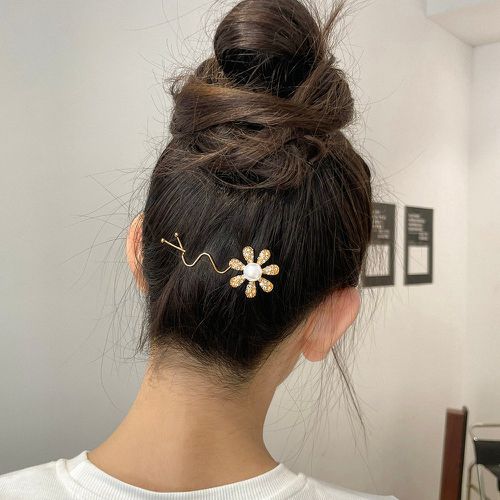 Pc fausse perle et fleur décor pince à cheveux - SHEIN - Modalova