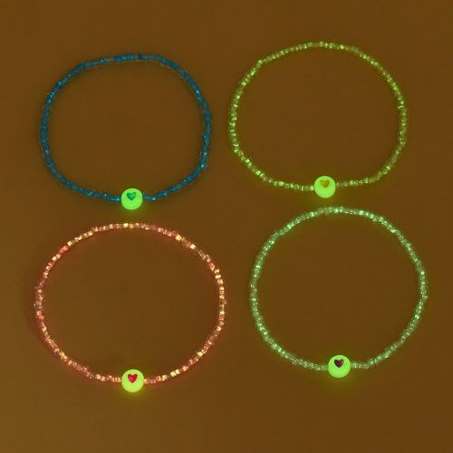 Pièces Bracelet de cheville perlé aurore permanente à détail cœur - SHEIN - Modalova