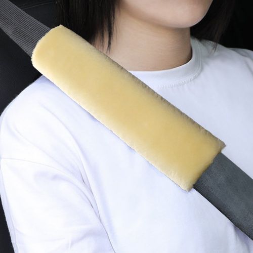 Pièces Coussin de ceinture de siège de voiture en peluche - SHEIN - Modalova