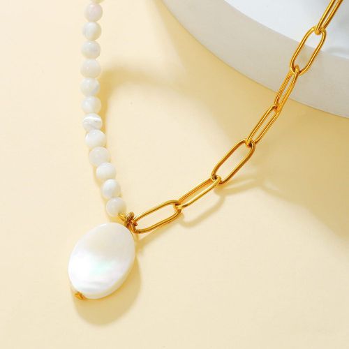 Collier à perles à breloque ovale - SHEIN - Modalova