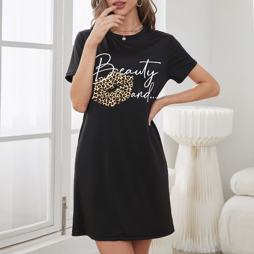 Robe t-shirt léopard & à lettres - SHEIN - Modalova