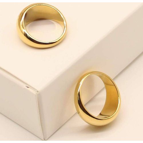 Pièce Bague épaisse en dôme doré, bagues en or plaqué 18 carats, cadeaux d'anniversaires (Taille 5-10) - SHEIN - Modalova