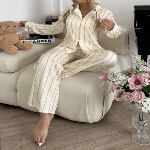Pièces Ensemble de pyjamas, pantalon long et haut à manches longues, à rayures, ample et confortable, respirant, deux pièces - SHEIN - Modalova