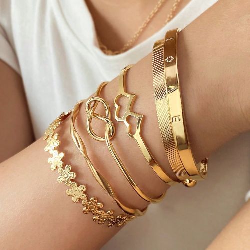 Lot de 6 bracelets manchettes larges et élégants style vintage : cœur, double cœur, motif floral et géométrique, couleur or lisse, idéal pour - SHEIN - Modalova