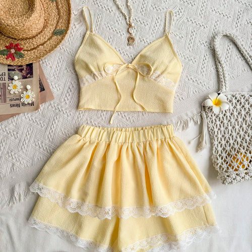 Un ensemble de 2 pièces pour les loisirs et les vacances des s. Tenues de plage bohème de Pâques Hawaii Coachella Music Festival Vacances tropicale - SHEIN - Modalova