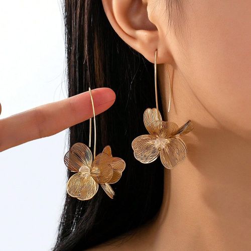 Paire de boucles d'oreilles design de pétales 3D creuxs, convient pour un usage quotidien - SHEIN - Modalova