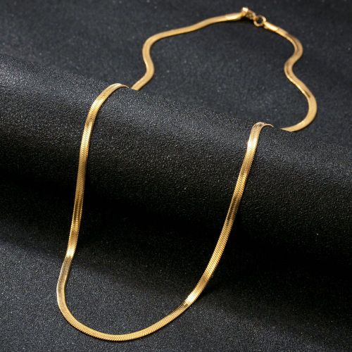 Pièce Collier doré à la modes, collier à chaîne en acier inoxydable pressé, style classique chic et cool, convient pour un port quotidien - SHEIN - Modalova