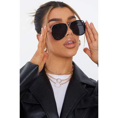 Black Lunettes De Soleil Aviateur Surdimensionnées Avec Détails Dorés - PrettyLittleThing - Modalova