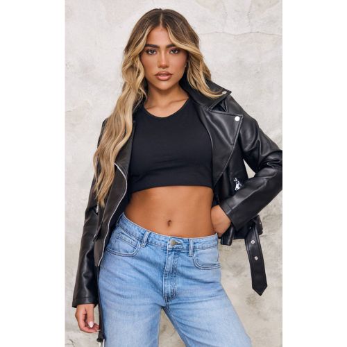 Black Veste De Motard Cintrée En Synthétique Avec Ceinture | Taille 42 - PrettyLittleThing - Modalova