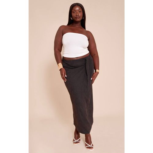 Black Jupe Longue Grande Taille Drapée Devant Effet Peau De Pêche | Taille 46 - PrettyLittleThing - Modalova