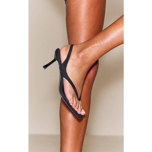 Black Sandales À Talon Bout Carré Avec Bride Entre Les Orteils | Taille 33 - PrettyLittleThing - Modalova
