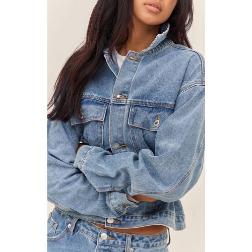 Veste En Jean Plissée Avec Dos Cintré | Taille 42 - PrettyLittleThing - Modalova