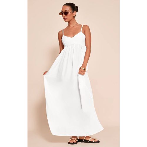 White Robe Longue Texturée À Bretelles Et Encolure Arrondie Sans Manches | Taille 32 - PrettyLittleThing - Modalova