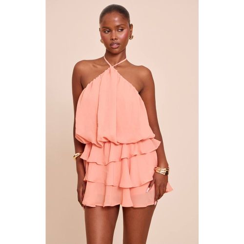 Peach Combinaison-short Col Licou En Mousseline Avec Détails À Volants | Taille 44 - PrettyLittleThing - Modalova
