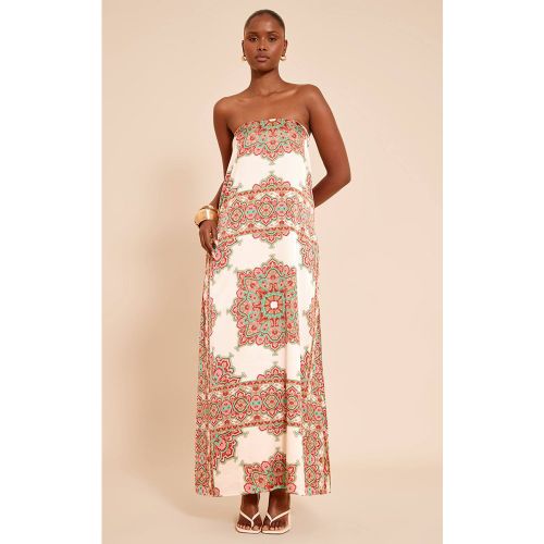 Multi Robe Maxi Bandeau En Satin À Imprimé Cachemire | Taille 38 - PrettyLittleThing - Modalova