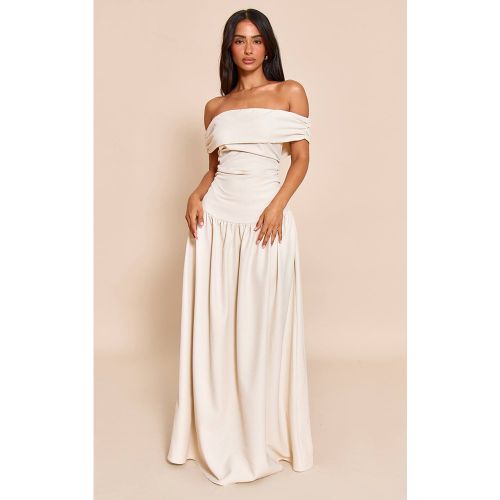 Almond Robe Maxi Plissée À Épaules Dénudées Petite | Taille 32 - PrettyLittleThing - Modalova