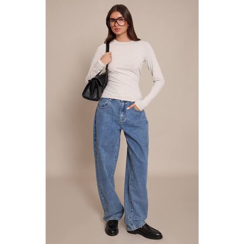 Vintage Wash Jean Boyfriend Style Dos Plongeant Délavage Bleu Moyen | Taille 42 - PrettyLittleThing - Modalova