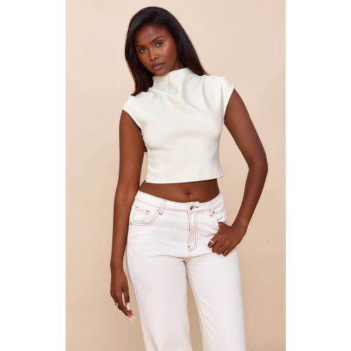 Haut À Manches Courtes Avec Détail De Plis Bandage Crème Beurre | Taille 42 - PrettyLittleThing - Modalova