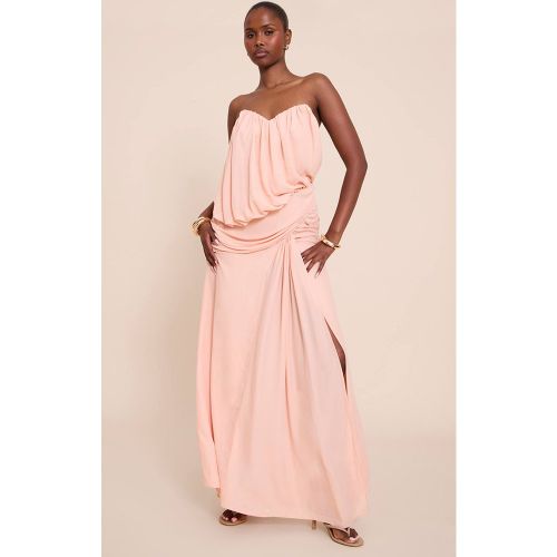 Peach Robe Longue Drapée À Bandeau Structuré | Taille 36 - PrettyLittleThing - Modalova