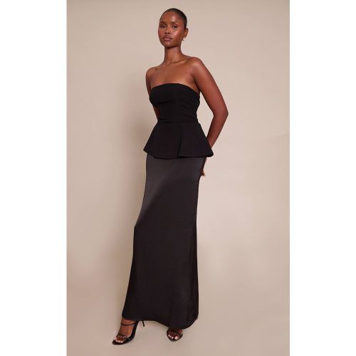 Black Robe Longue Cintrée À Basque | Taille 42 - PrettyLittleThing - Modalova