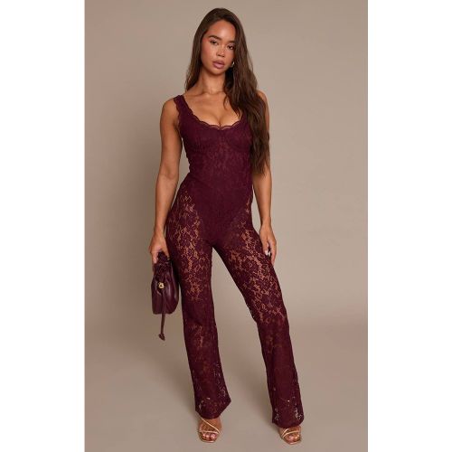 Plum Combinaison Évasée À Bretelles Avec Détail De Baleines En Dentelle | Taille 42 - PrettyLittleThing - Modalova