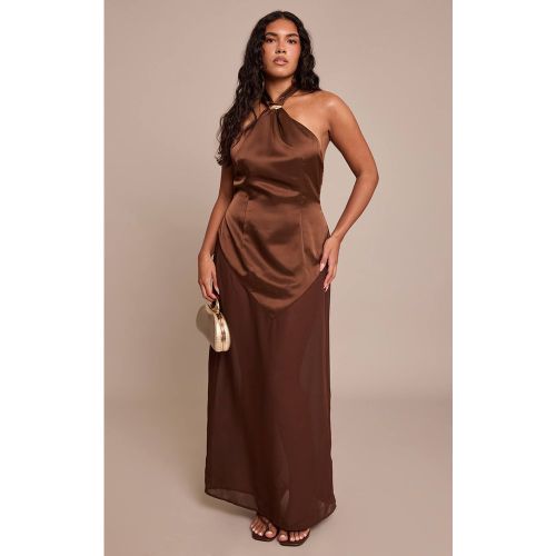 Robe Longue Ajustée En Satin À Encolure Licou Avec Détail À L'ourlet | Taille 42 - PrettyLittleThing - Modalova