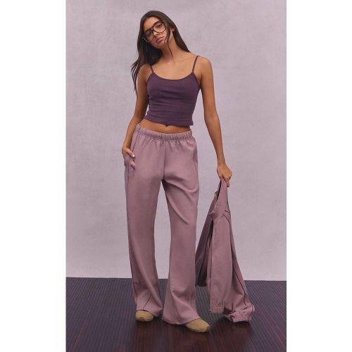 Jogging Interlock À Jambes Larges Avec Passepoil Contrasté | Taille XS - PrettyLittleThing - Modalova