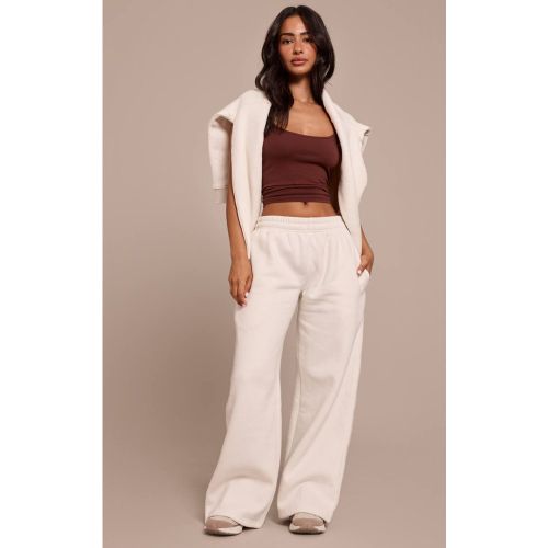 Cream Pantalon De Jogging Petite À Jambe Droite | Taille XS - PrettyLittleThing - Modalova