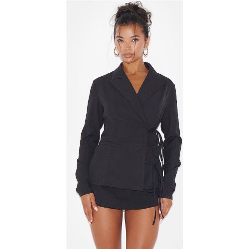 Black Combinaison-short Ajustée En Tissu Tissé Avec Devant Cache-cœur Premium | Taille 42 - PrettyLittleThing - Modalova