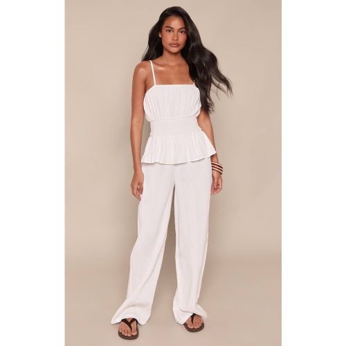 White Combinaison-pantalon À Basque Texturée Et Bretelles Fines | Taille 32 - PrettyLittleThing - Modalova