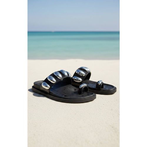 Black Sandales À Semelle Intérieure Avec Détail Garniture Argentée En Synthétique | Taille 33 - PrettyLittleThing - Modalova