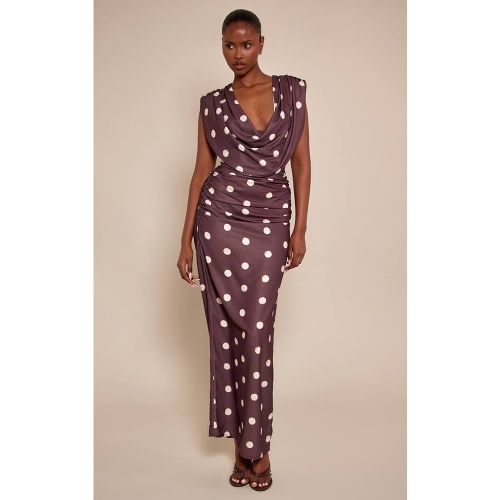 Brown Robe Maxi À Pois Avec Col Bénitier Et Détails Froncés | Taille 32 - PrettyLittleThing - Modalova