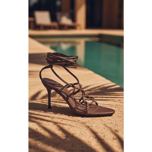Sandales À Talons En Synthétiquecuir À Lacets | Taille 33 - PrettyLittleThing - Modalova