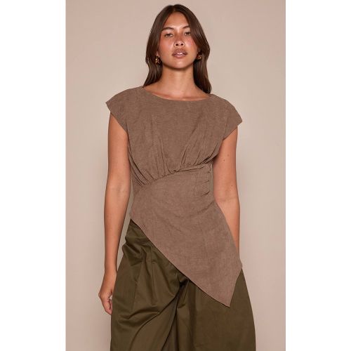 Mocha Haut Ajusté Sans Manches En Peachskin Avec Fronces Sur Le Devant | Taille 32 - PrettyLittleThing - Modalova