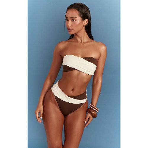 Bas De Bikini Taille Haute Contrastés | Taille 32 - PrettyLittleThing - Modalova
