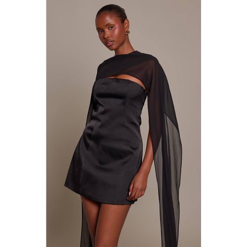 Black Robe Droite Courte En Satin Crêpe Avec Détail Cape En Mousseline | Taille 42 - PrettyLittleThing - Modalova