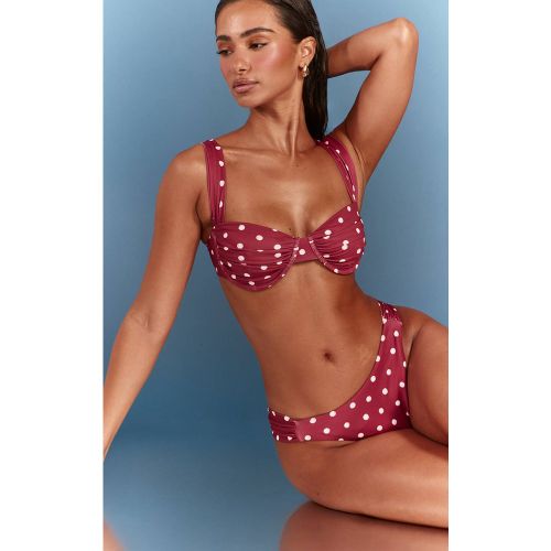 Red Haut De Bikini À Armatures À Pois Profonds | Taille 42 - PrettyLittleThing - Modalova
