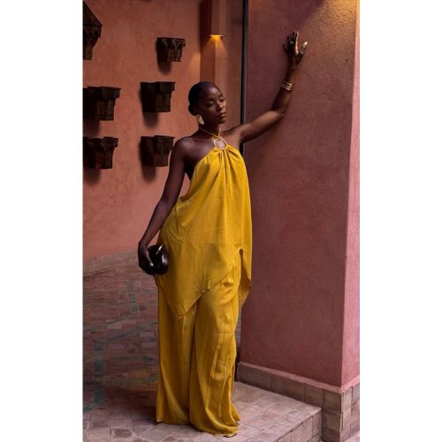 Mustard Haut Asymétrique Fluide À Détails Contrastants Ensemble Coordonné | Taille 36 - PrettyLittleThing - Modalova