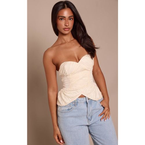 Cream Haut Bandeau Texturé Plissé À Zip Petite | Taille 42 - PrettyLittleThing - Modalova