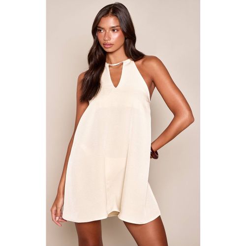 Cream Robe Droite Texturée Dos Nu Avec Col Licou Et Découpe | Taille 42 - PrettyLittleThing - Modalova