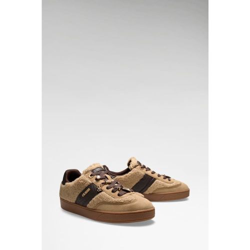 Baskets En Fausse Fourrure Naoki - Guess - Modalova