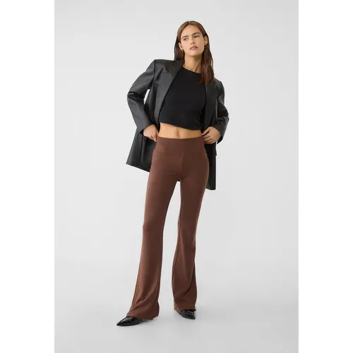 Pantalon flare maille côtelée XS - Stradivarius - Modalova