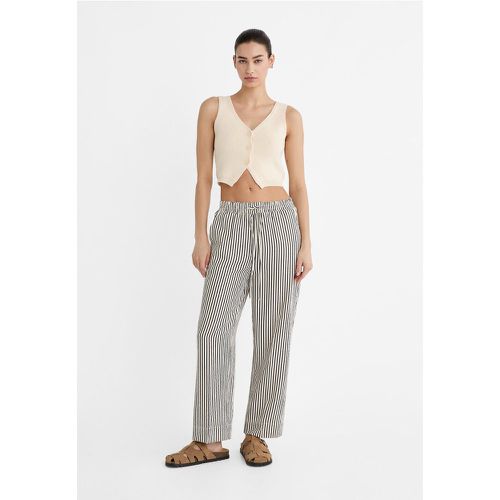 Pantalon carrot fit fluide L - Stradivarius - Modalova